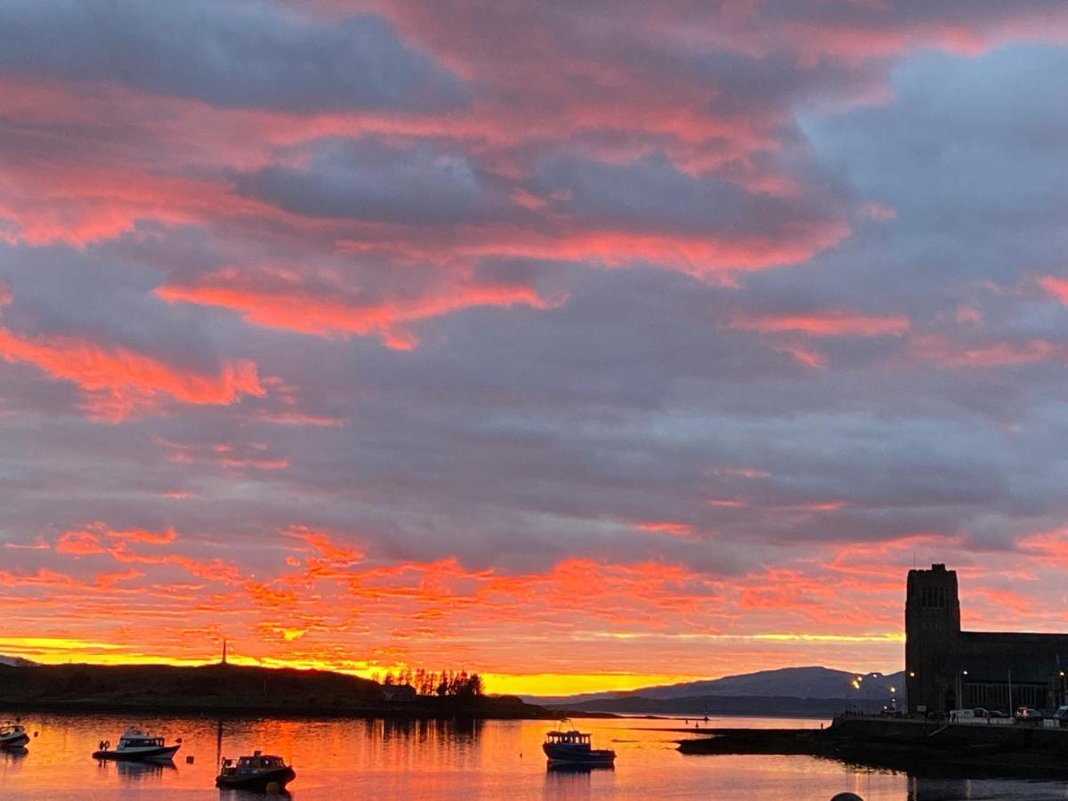 Newly Refurbished Town Centre Apartment Oban Extérieur photo